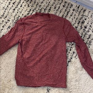 Men’s medium Lulu lemon long sleeve